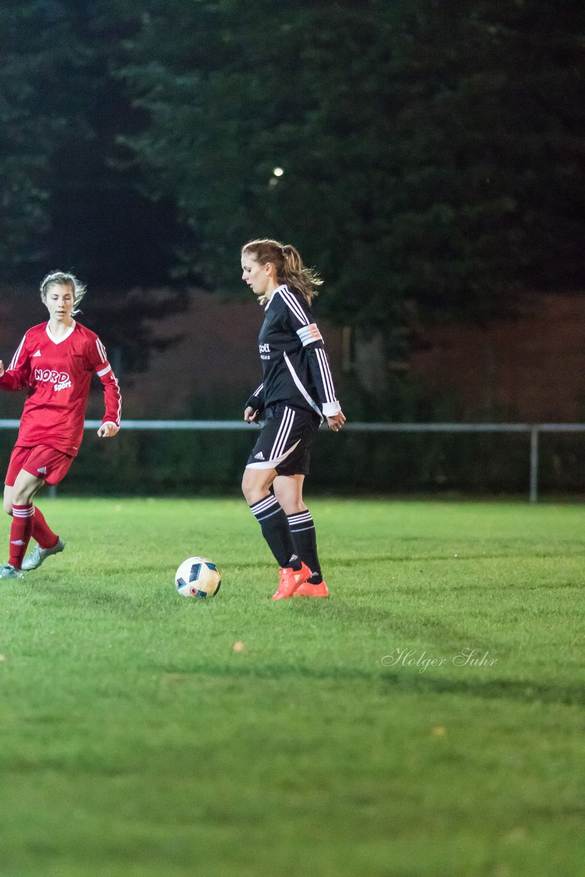 Bild 253 - Frauen SG Krempe/ETSV F. Glueckstadt - TSV Heiligenstedten : Ergebnis: 8:0